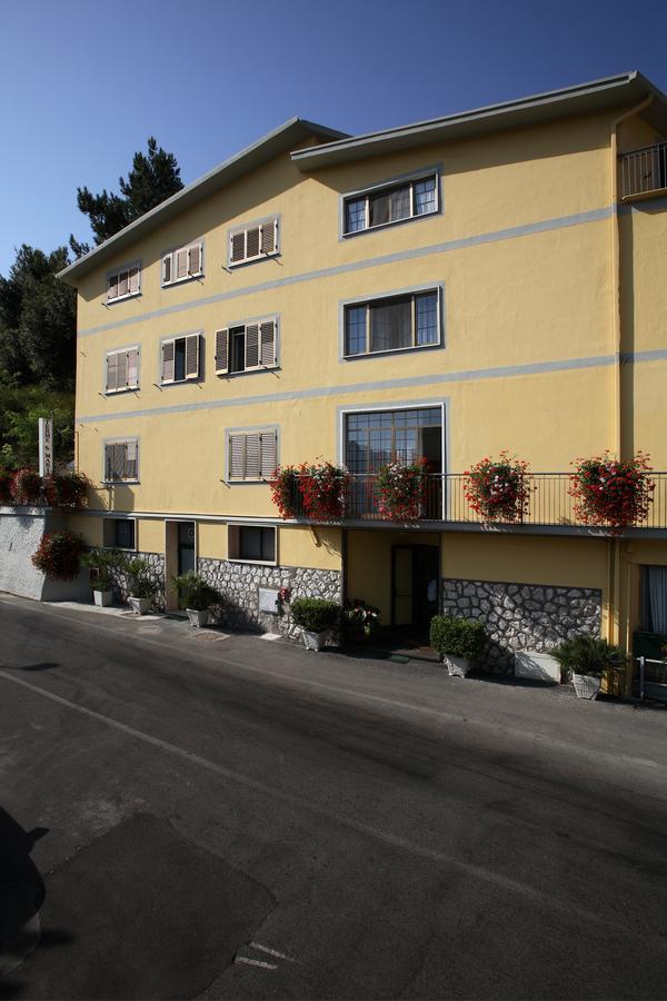 Albergo Terme Santamaria Castelforte Zewnętrze zdjęcie