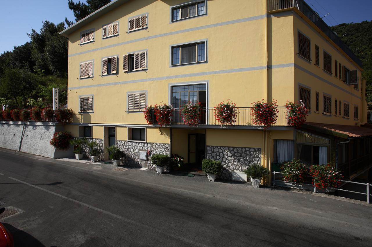 Albergo Terme Santamaria Castelforte Zewnętrze zdjęcie